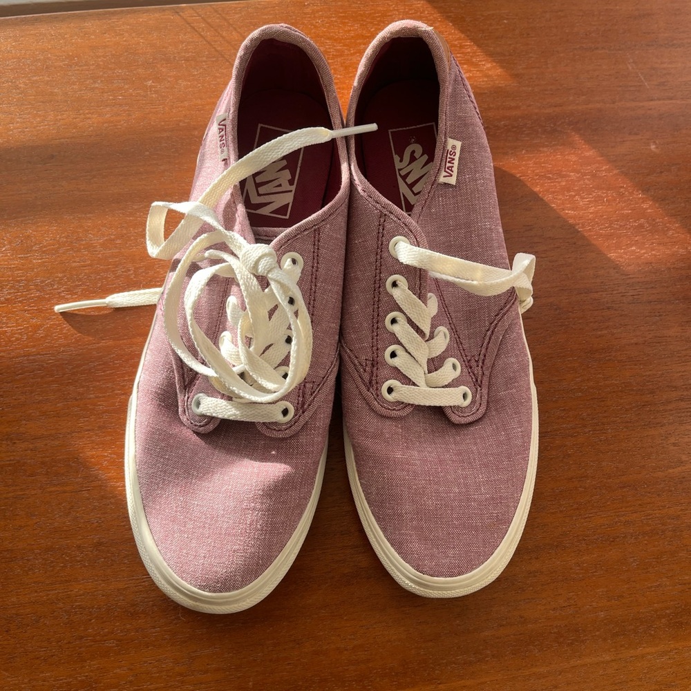 Vans Size 8 Purple Canvas